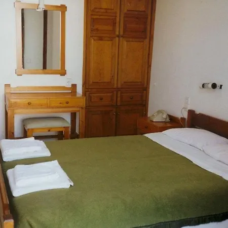 Nena Aparthotel 4*